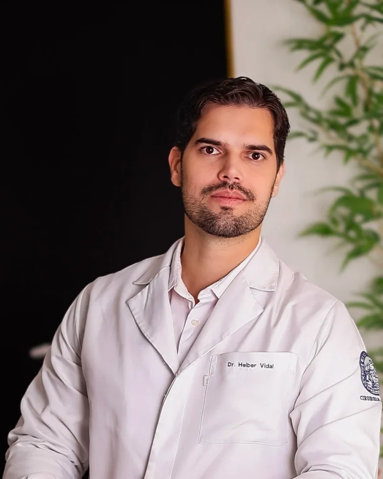 Dr. Helber Vidal, cirurgião do aparelho digestivo