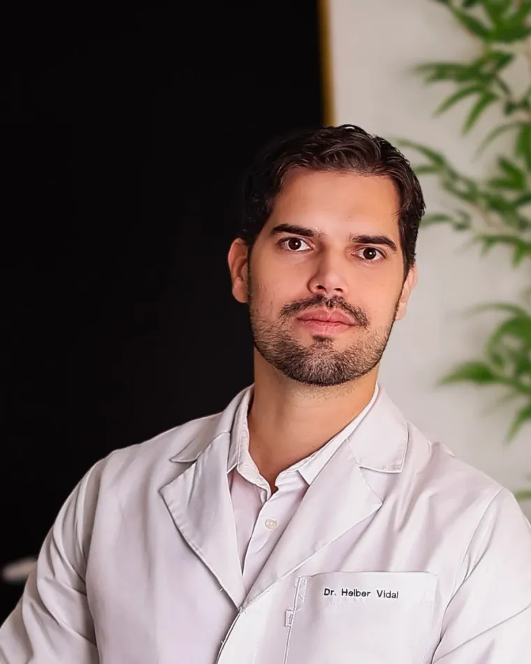 Dr. Helber Vidal, cirurgião do aparelho digestivo